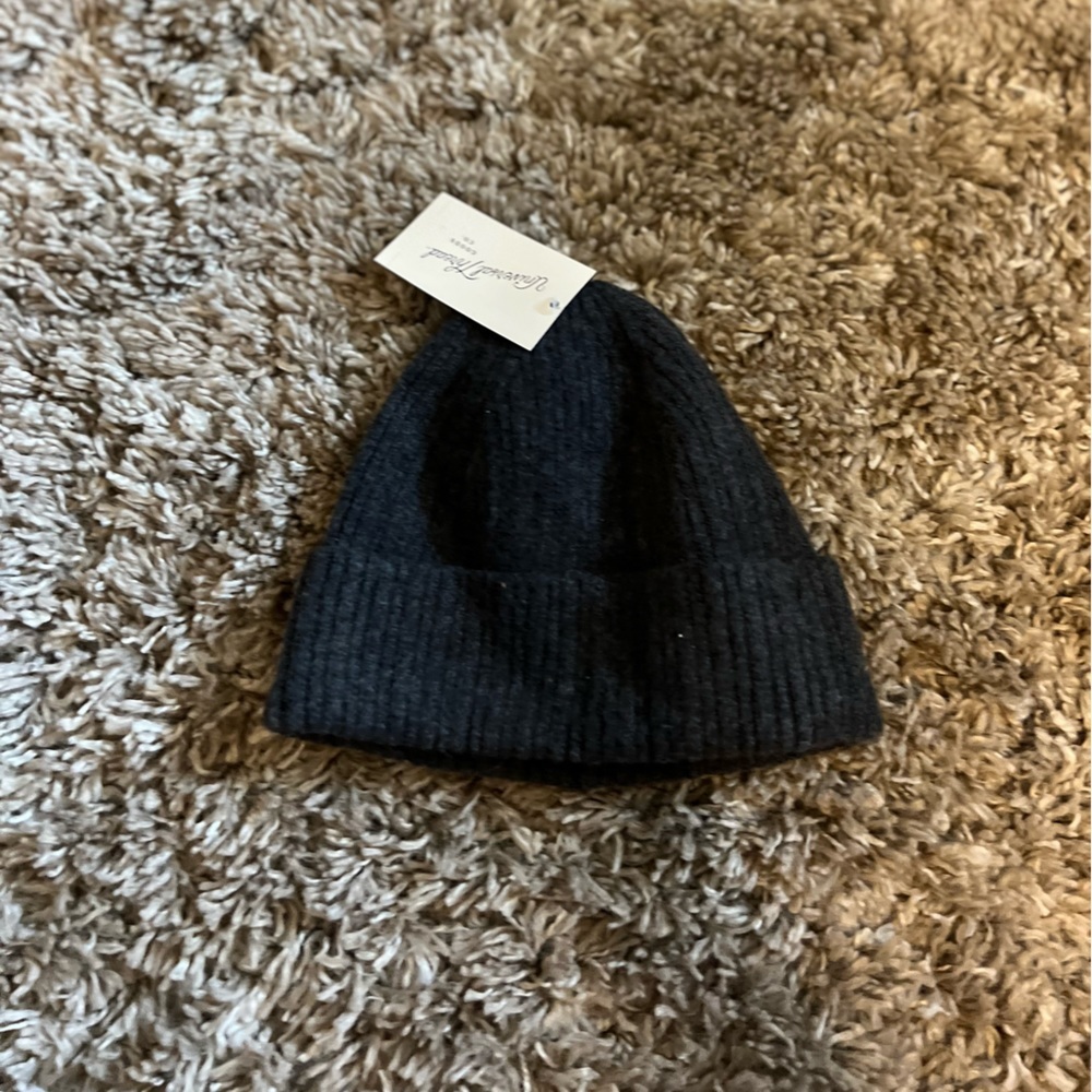 NWT Universal Thread charcoal gray winter beanie hat